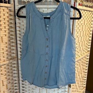 MINE Light Blue Sleeveless Blouse